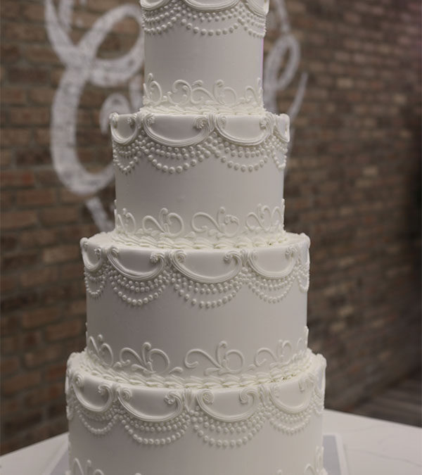 4 Tier Thin Vintage Piping