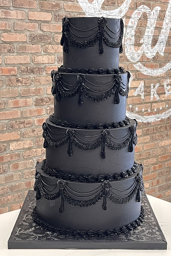 Black Vintage Wedding cake Design
